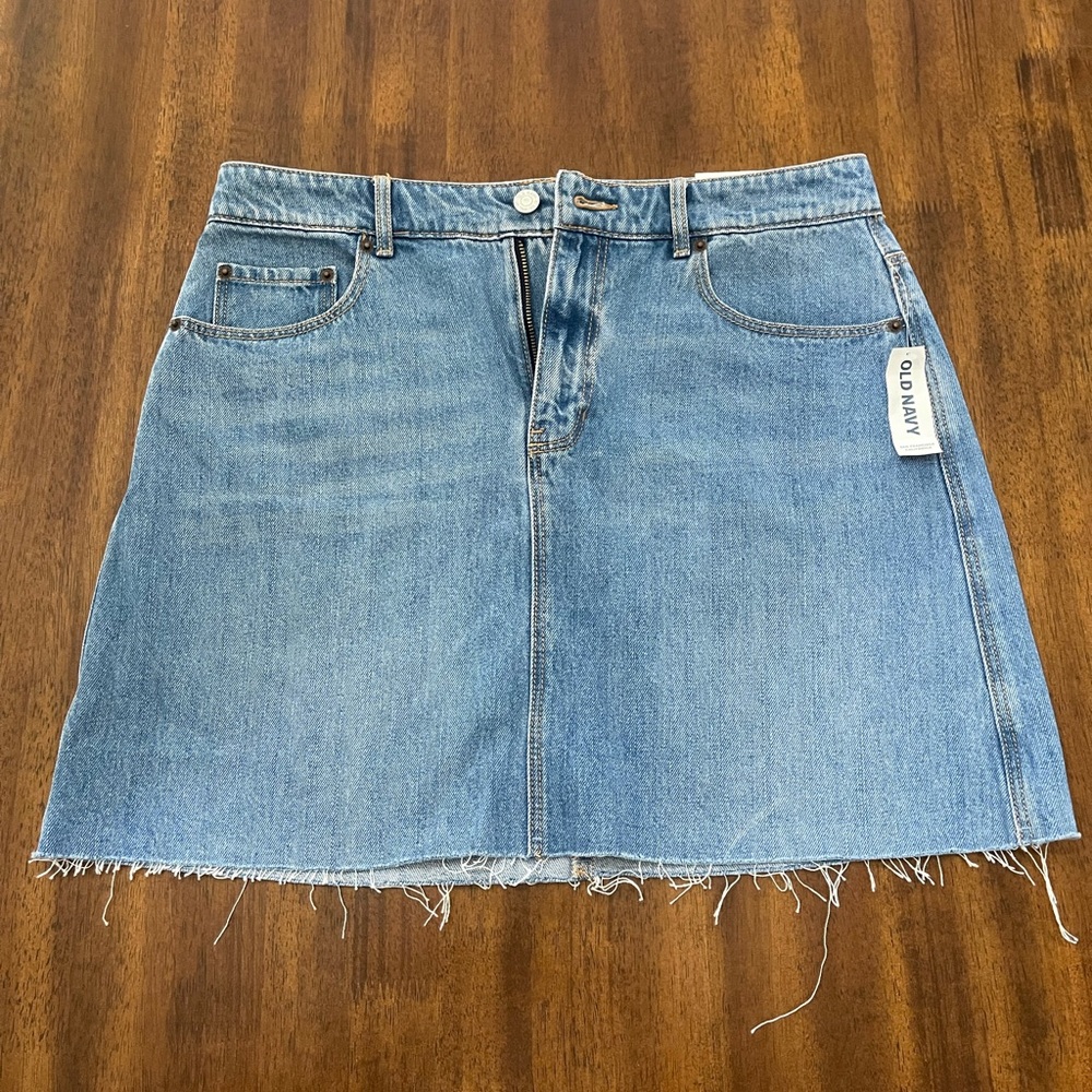 NWT Old Navy denim mini skirt size 10